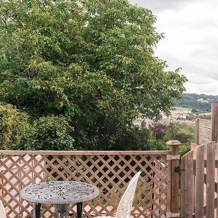 Garden Flat With Bath Skyline Views & Private Patio Apartment Exterior foto